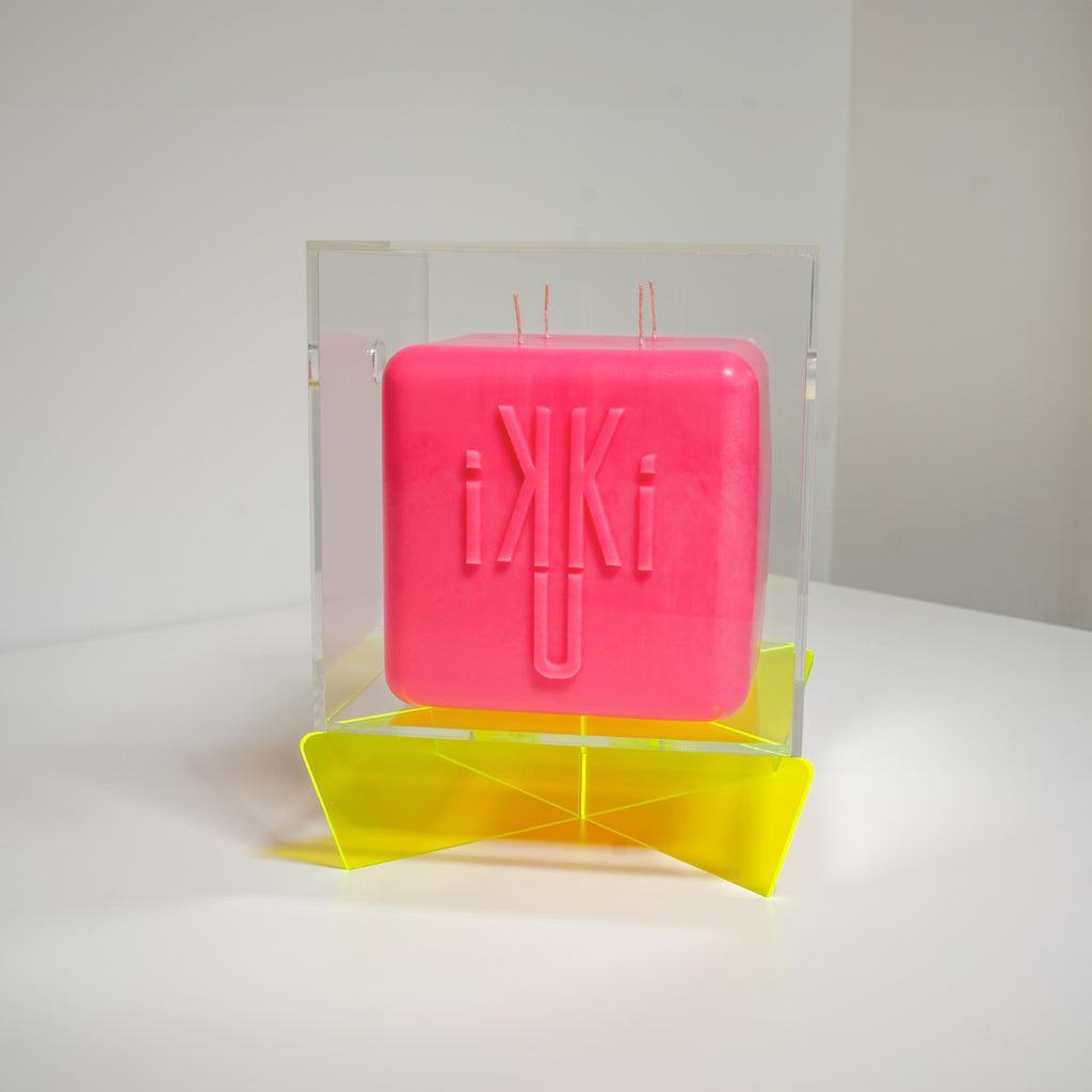 PINK & PROUD CANDLE Ikkiu