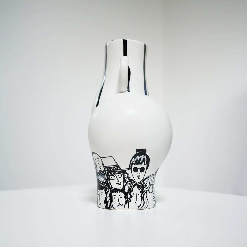 CROWD B&W - VASE WHITE
