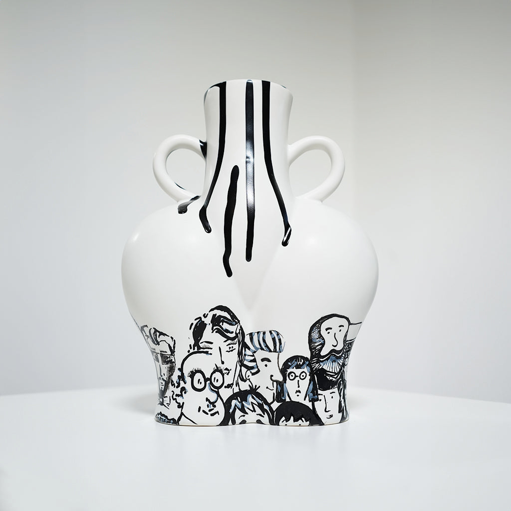CROWD B&W - VASE WHITE