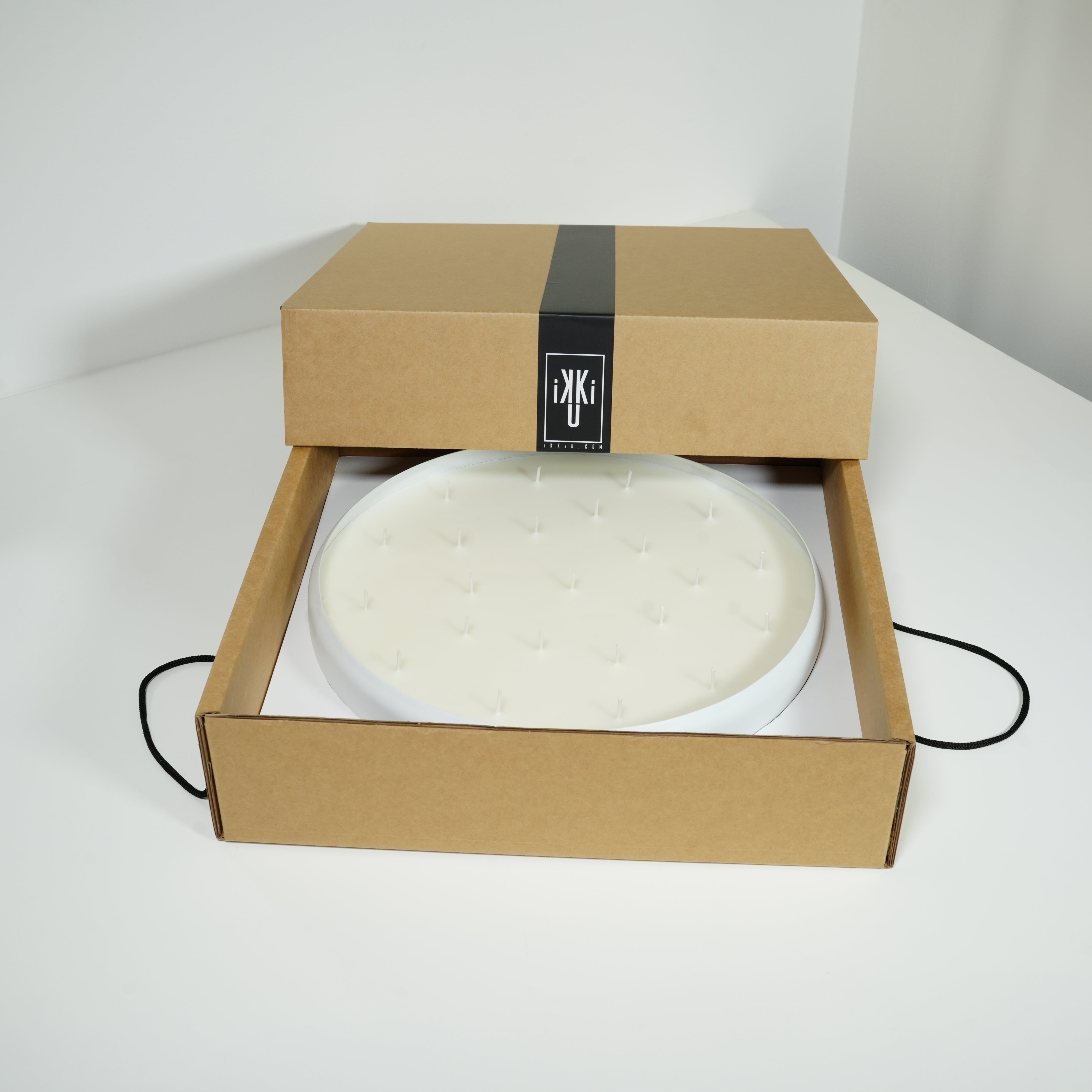 O29 CANDLE WHITE MIMOSA Ikkiu