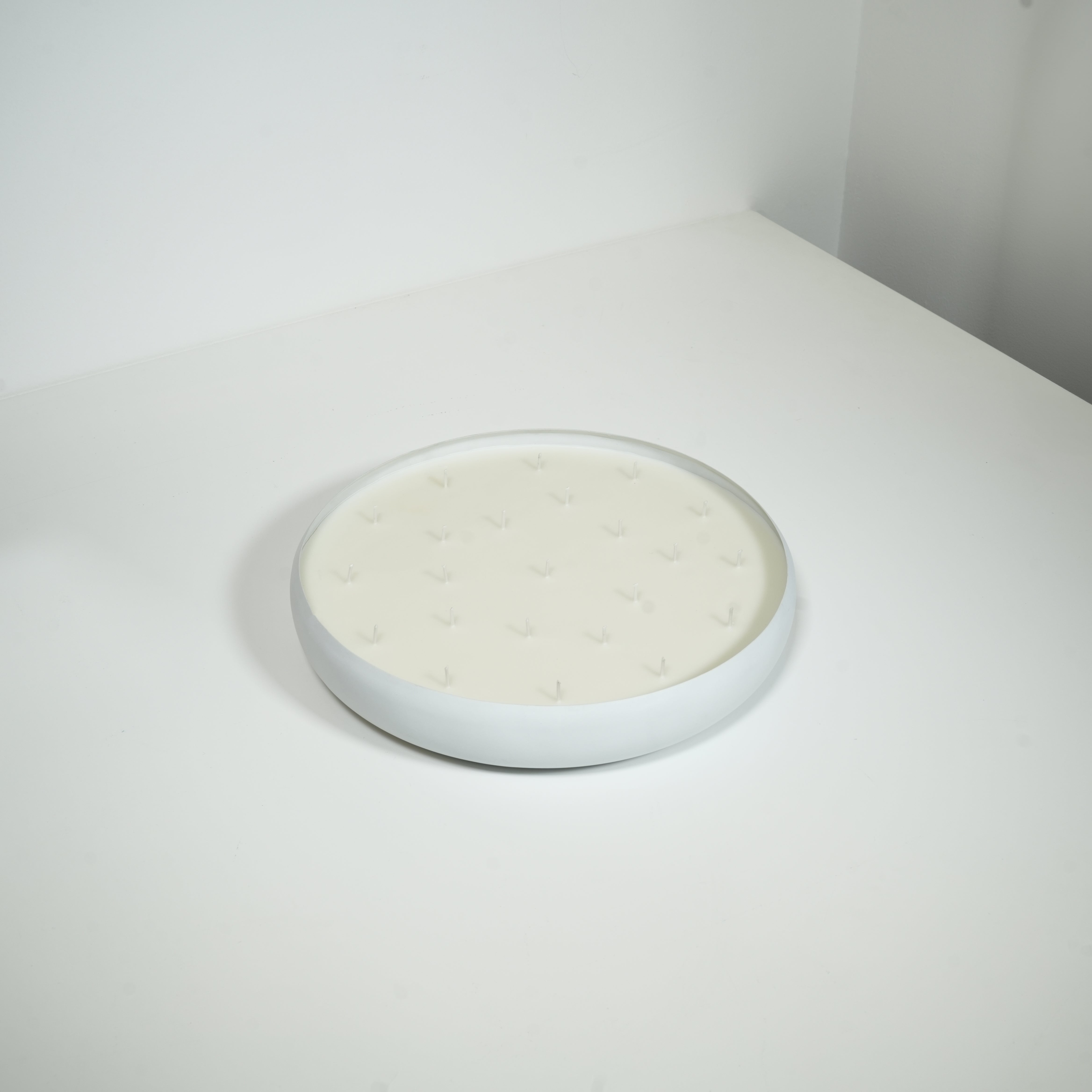O29 CANDLE WHITE MIMOSA Ikkiu