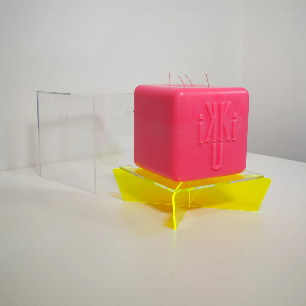 PINK & PROUD CANDLE Ikkiu